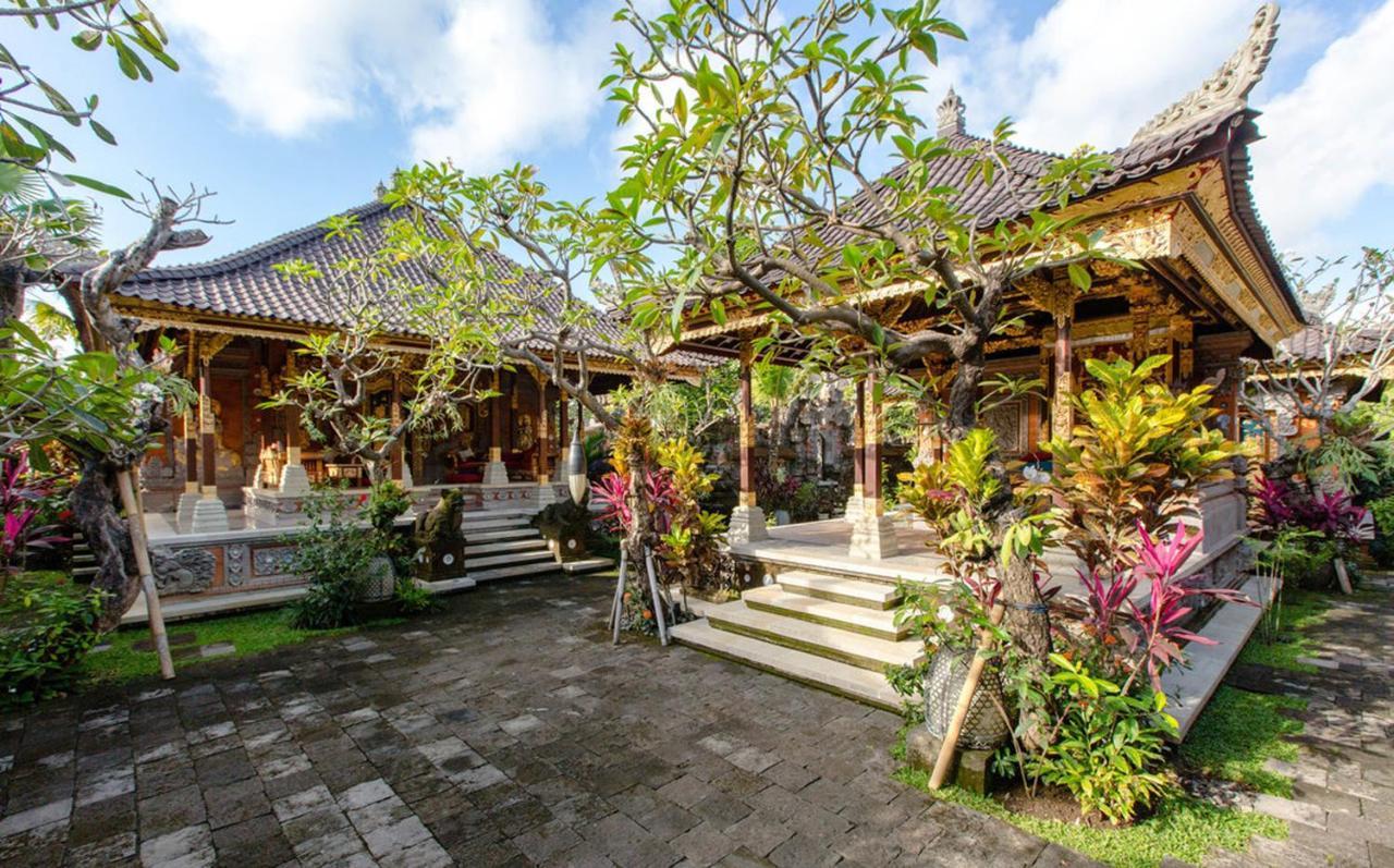 Resor Dwaraka The Royal Ubud (Bali)